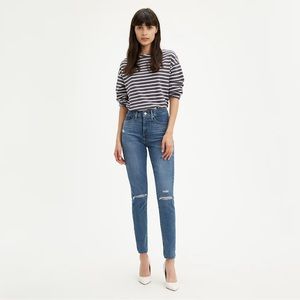NWT! Levi's Women's 311 Shaping Skinny Jeans - Size: 30